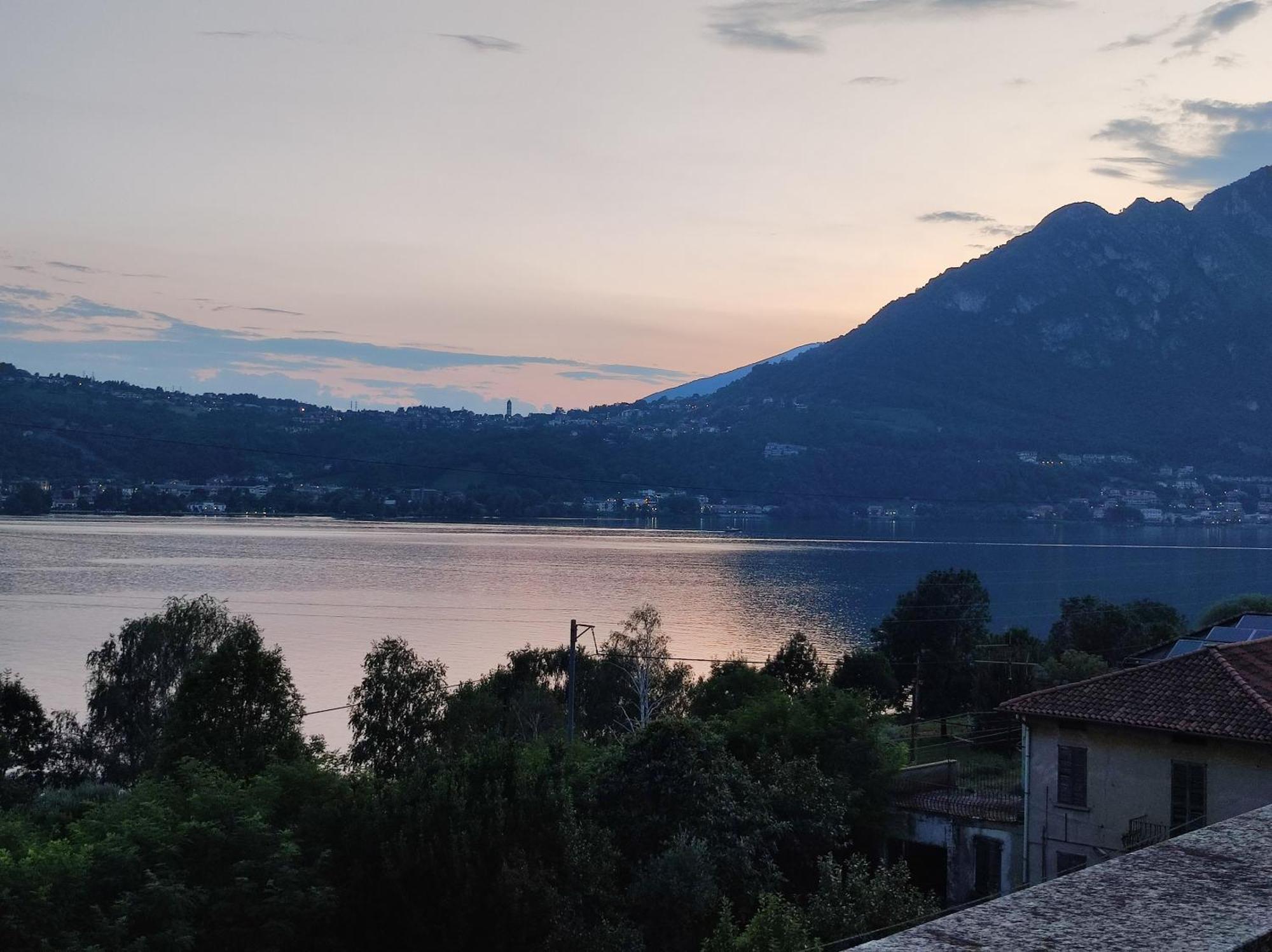 Terrazzo Sul Lago เลคโค ภายนอก รูปภาพ