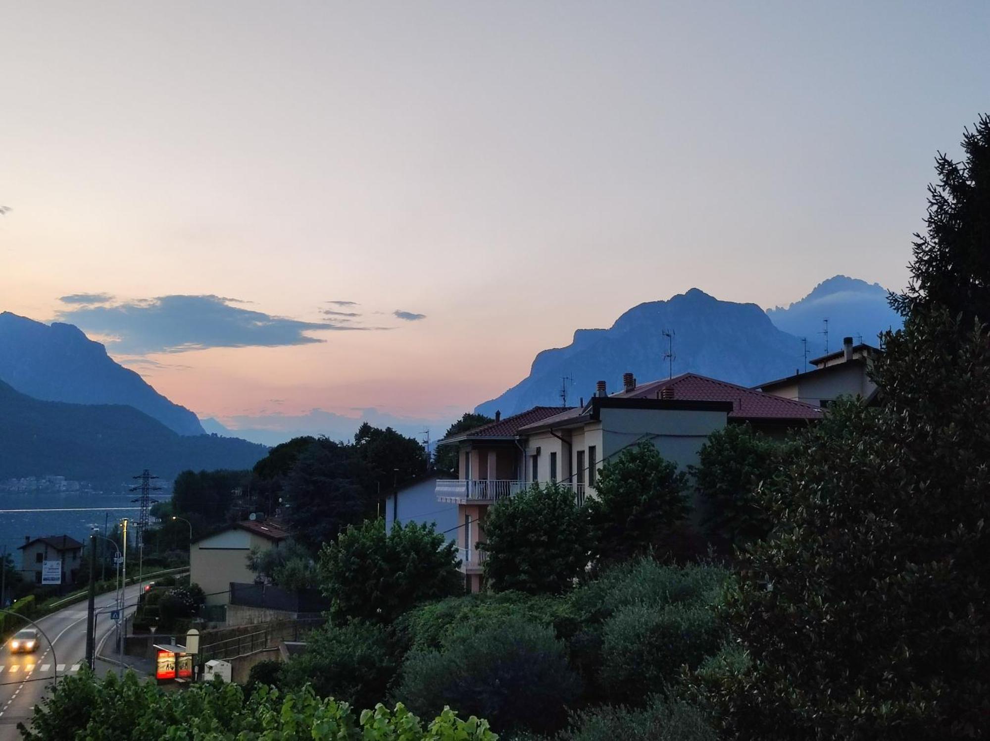 Terrazzo Sul Lago เลคโค ภายนอก รูปภาพ