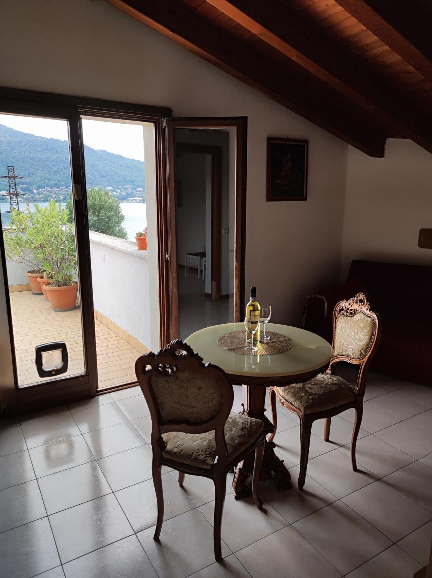 Terrazzo Sul Lago เลคโค ภายนอก รูปภาพ