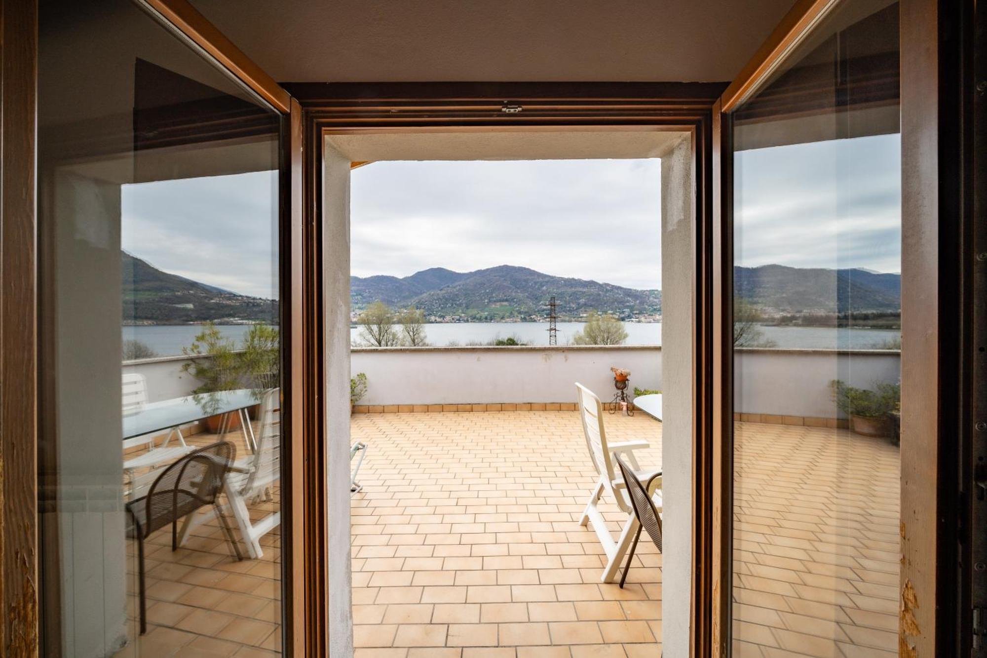 Terrazzo Sul Lago เลคโค ภายนอก รูปภาพ